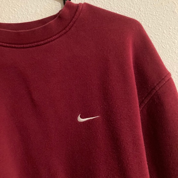 Nike Tops - NIKE CREWNECK - MAROON RED